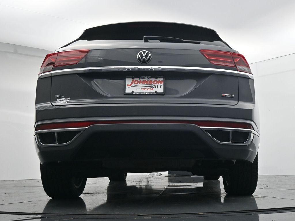 2022 Volkswagen Atlas Cross Sport 2.0T SEL R-Line