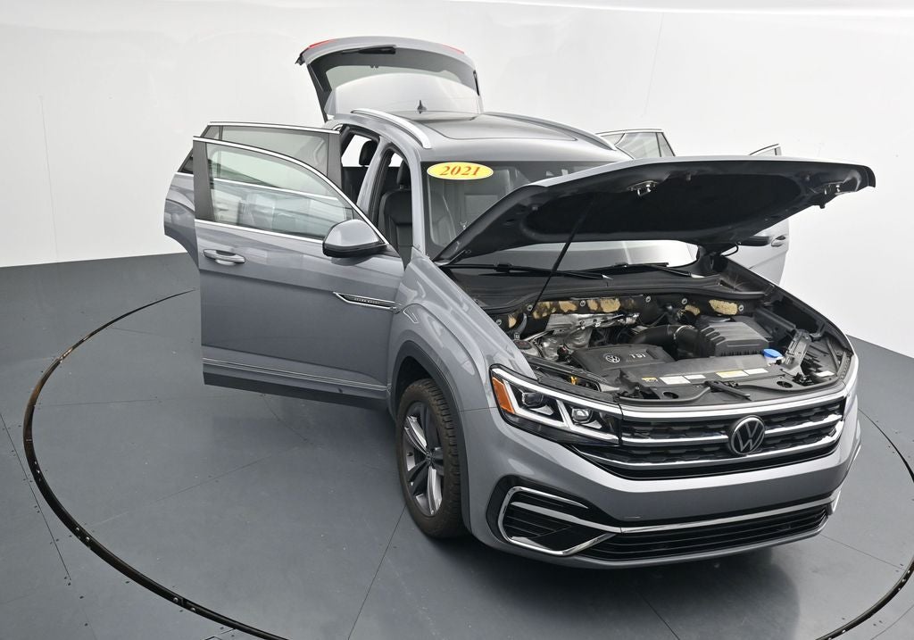 2022 Volkswagen Atlas Cross Sport 2.0T SEL R-Line