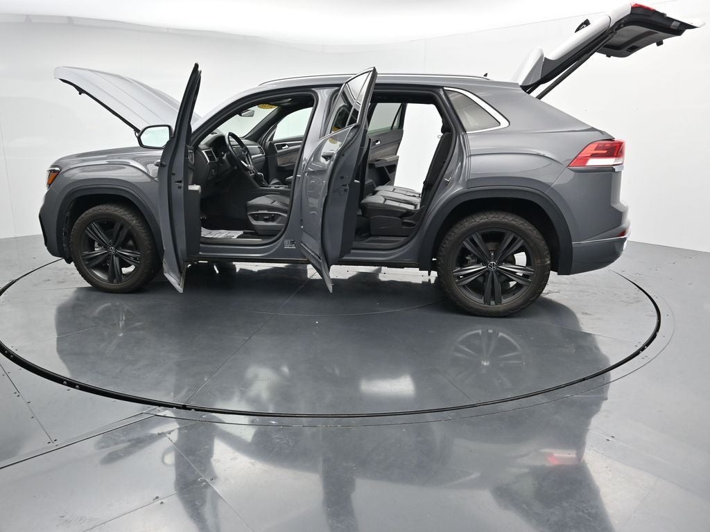 2022 Volkswagen Atlas Cross Sport 2.0T SEL R-Line