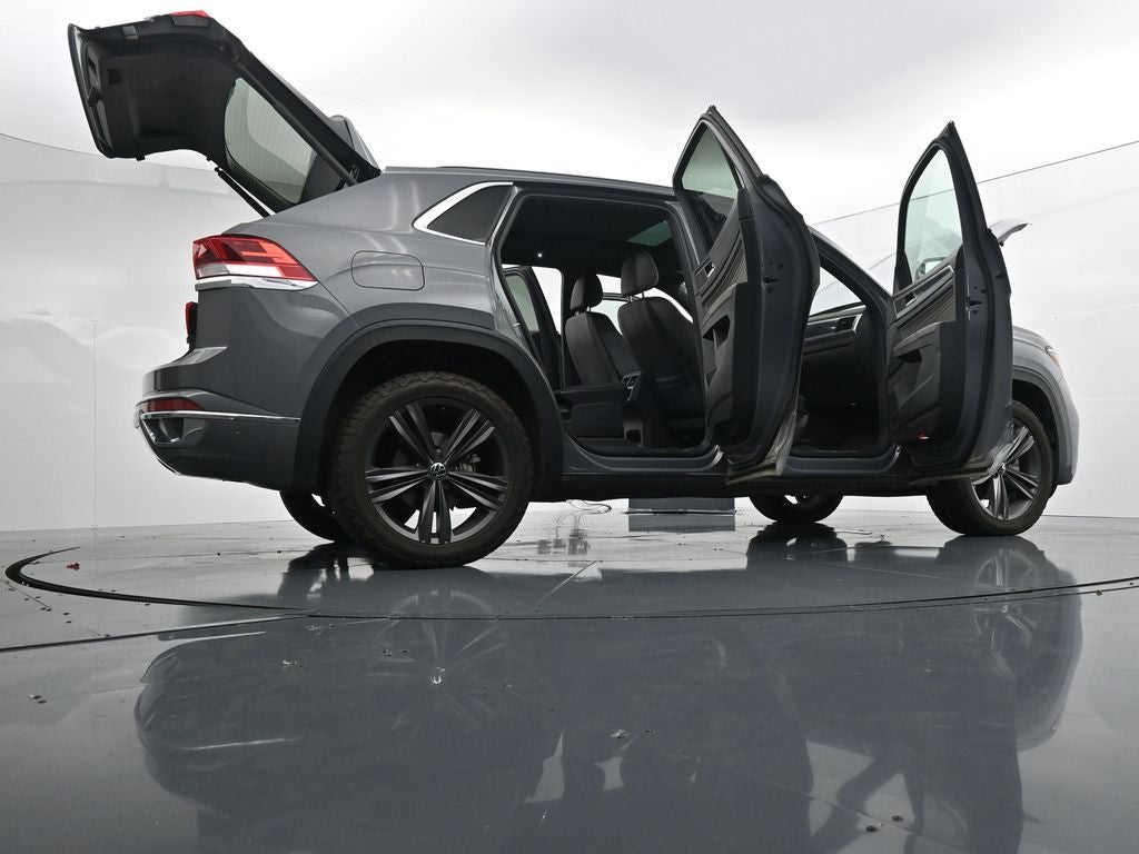 2022 Volkswagen Atlas Cross Sport 2.0T SEL R-Line