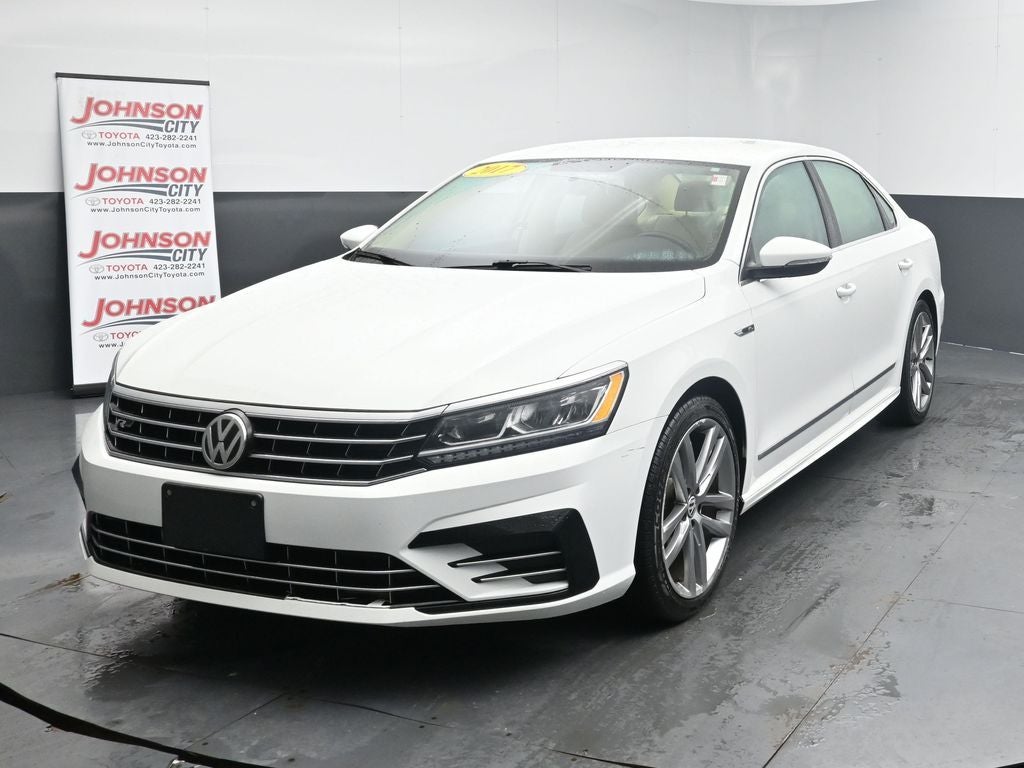 2017 Volkswagen Passat 1.8T R-Line