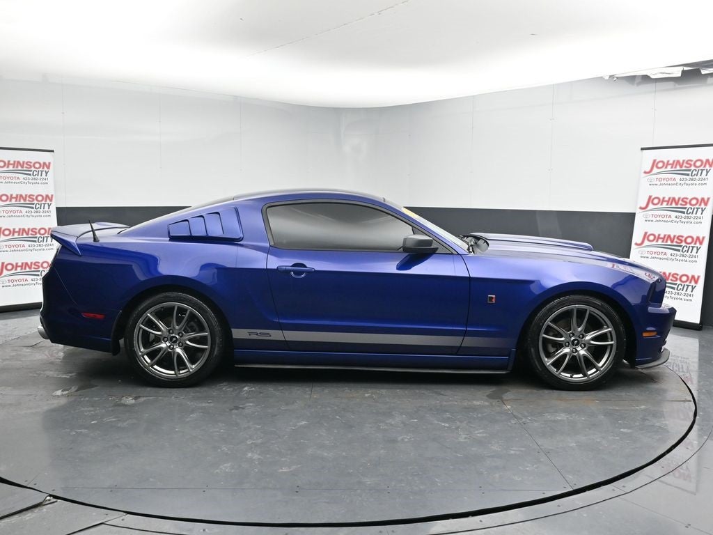 2014 Ford Mustang V6