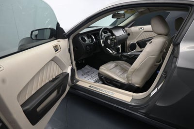 2011 Ford Mustang V6 Premium