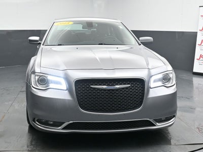 2015 Chrysler 300 Limited