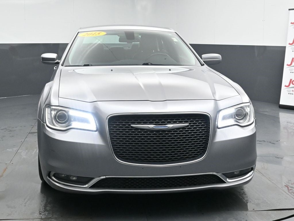 2015 Chrysler 300 Limited