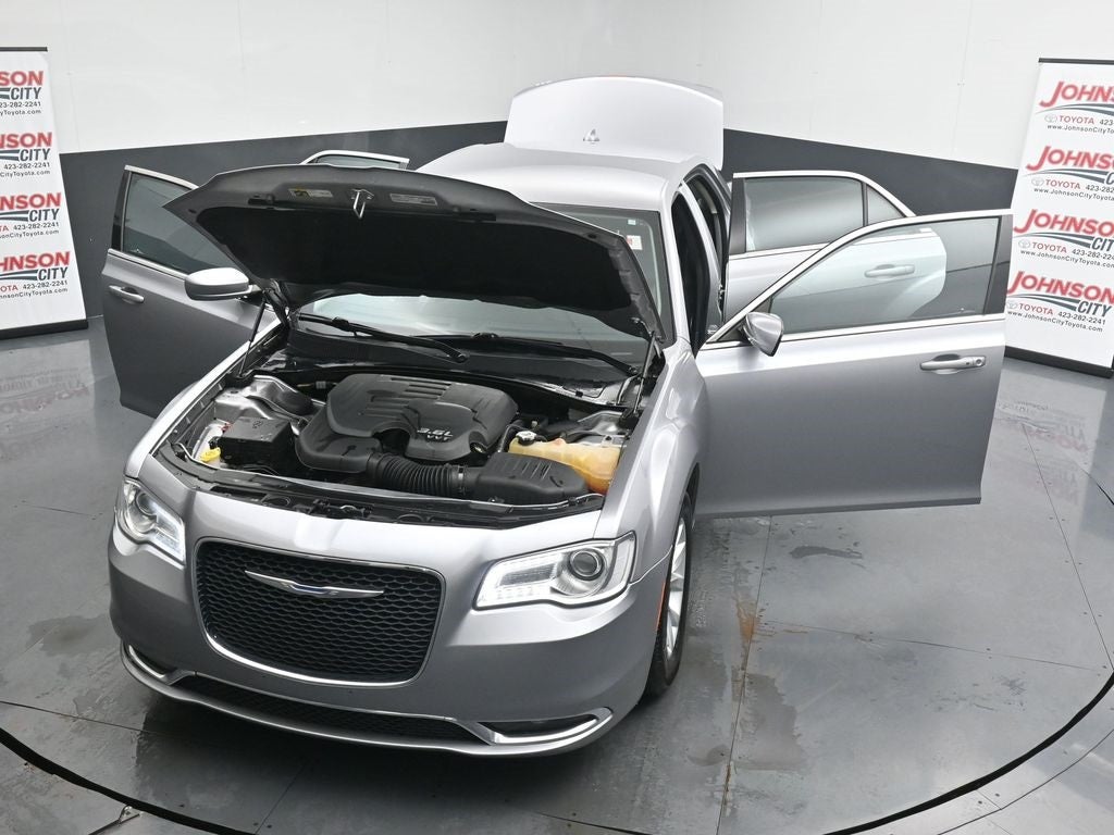 2015 Chrysler 300 Limited