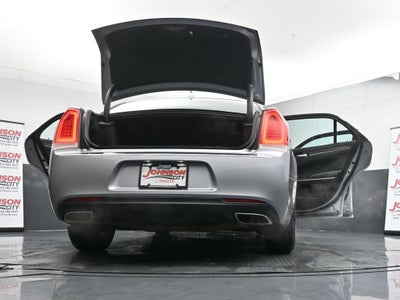 2015 Chrysler 300 Limited