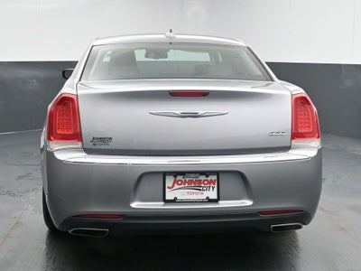 2015 Chrysler 300 Limited