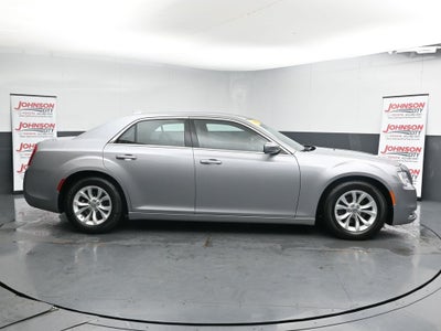 2015 Chrysler 300 Limited