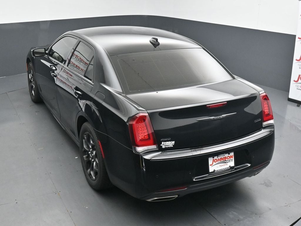2022 Chrysler 300 Touring