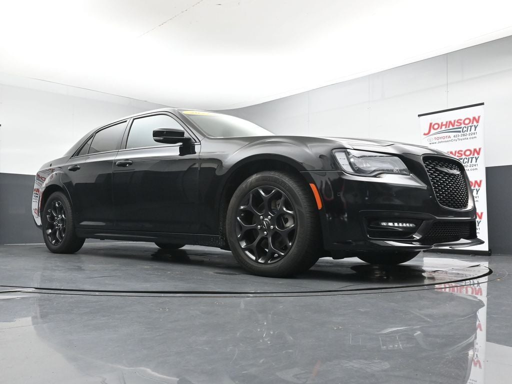 2022 Chrysler 300 Touring