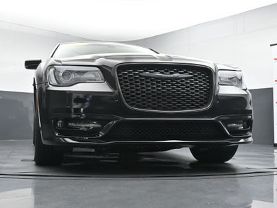 2022 Chrysler 300 Touring