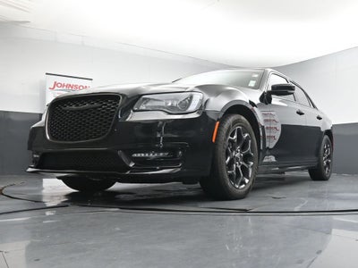2022 Chrysler 300 Touring