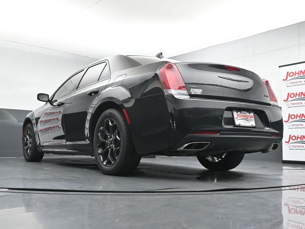 2022 Chrysler 300 Touring