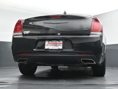 2022 Chrysler 300 Touring