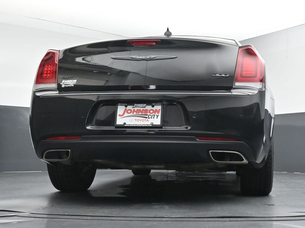 2022 Chrysler 300 Touring