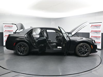 2022 Chrysler 300 Touring