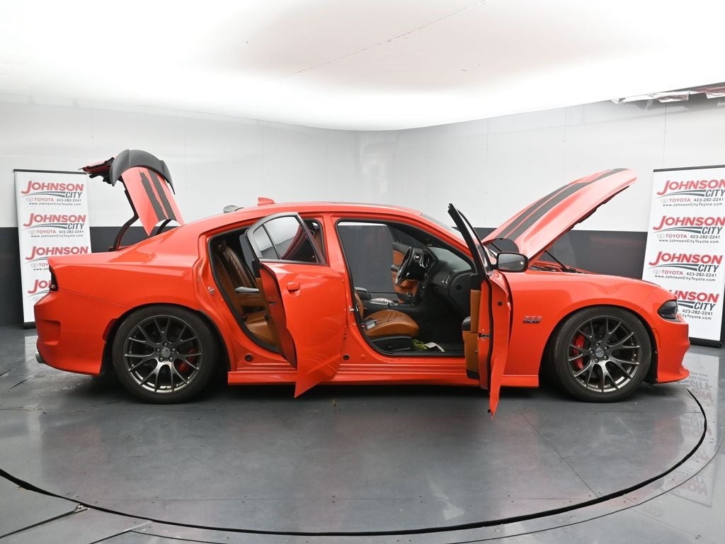 2016 Dodge Charger SRT 392