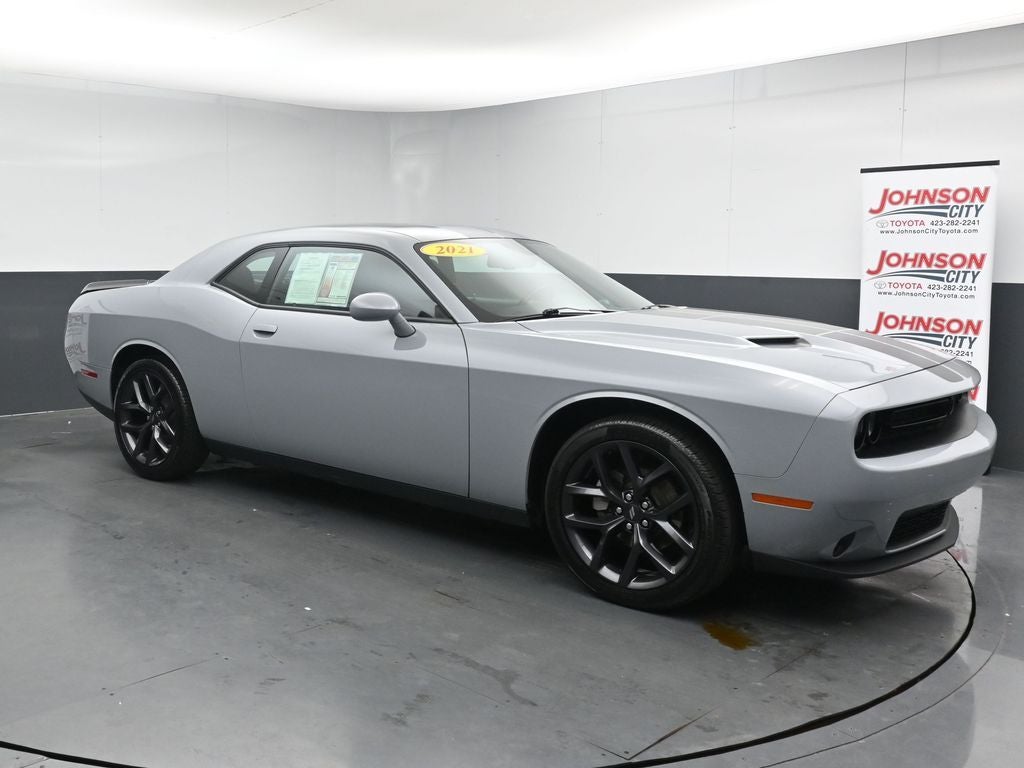 2021 Dodge Challenger SXT