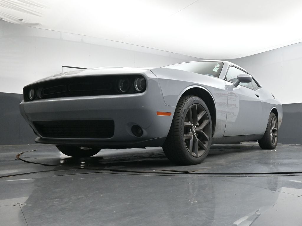 2021 Dodge Challenger SXT