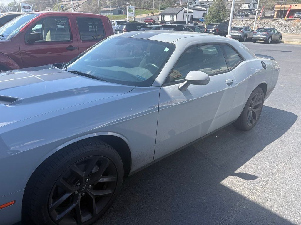 2021 Dodge Challenger SXT