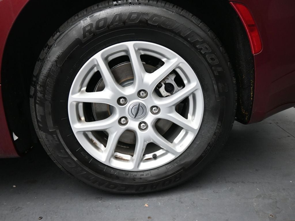 2021 Chrysler Voyager LXI