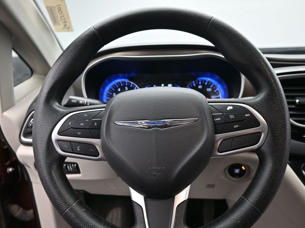 2021 Chrysler Voyager LXI