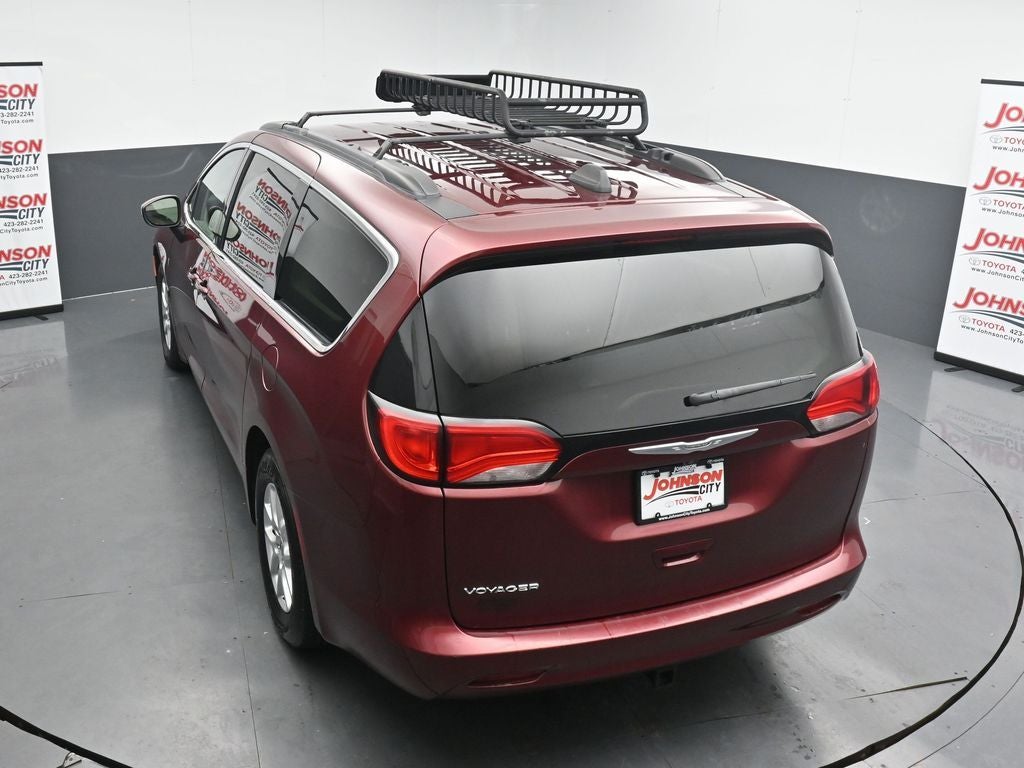 2021 Chrysler Voyager LXI