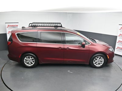 2021 Chrysler Voyager LXI
