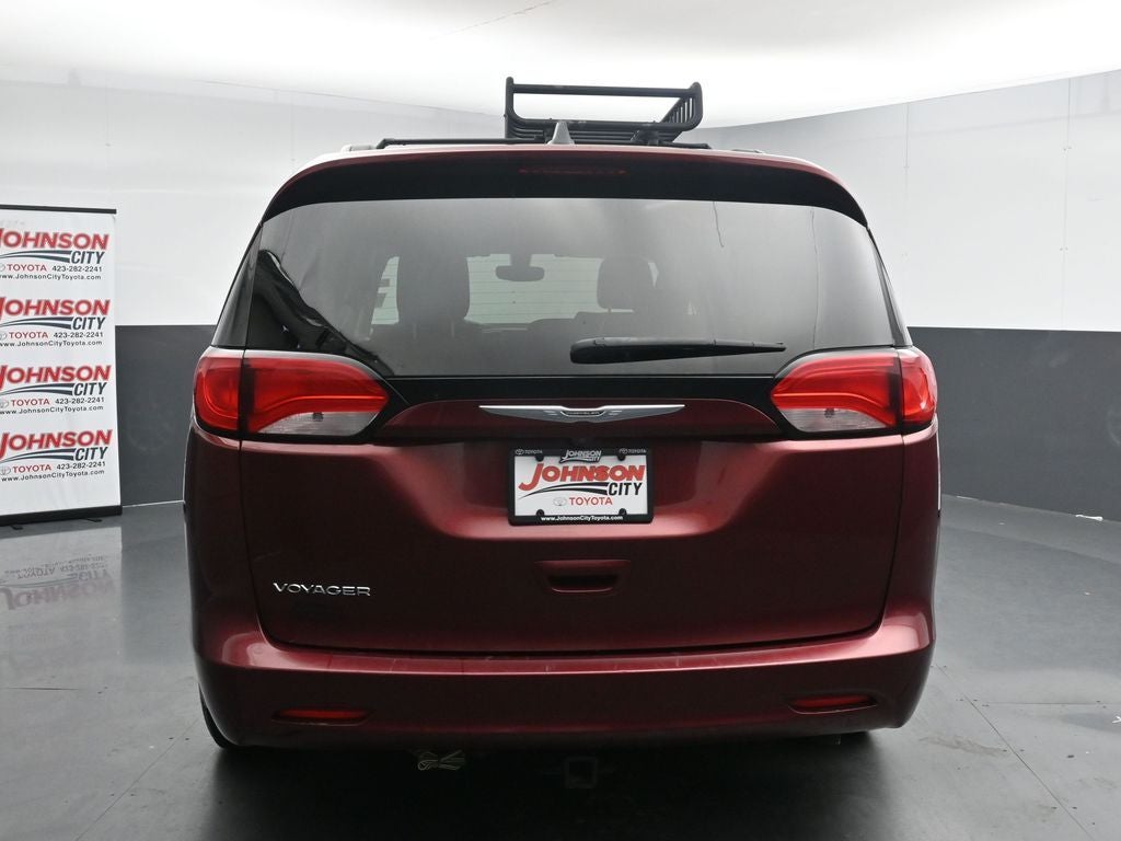 2021 Chrysler Voyager LXI