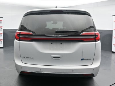 2024 Chrysler Pacifica Select