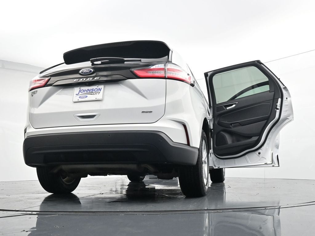 2021 Ford Edge SE 18" Wheels One-Owner