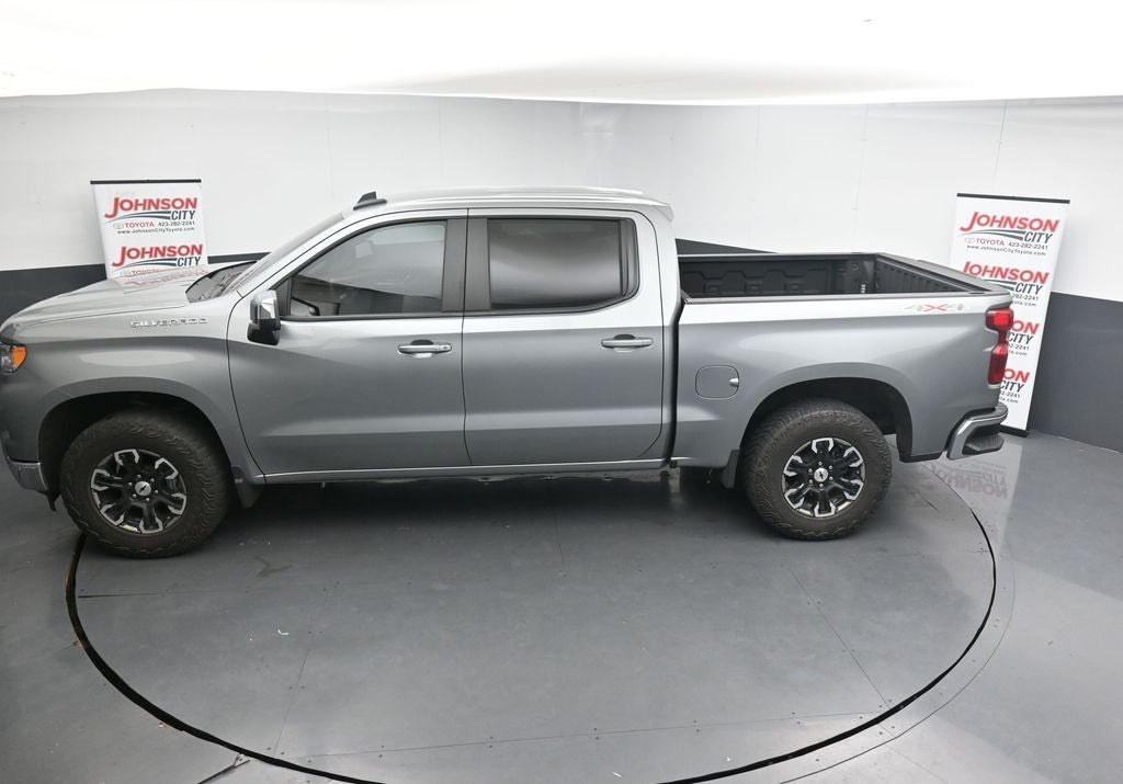 2025 Chevrolet Silverado 1500 LT LT1