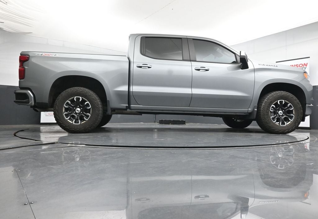 2025 Chevrolet Silverado 1500 LT LT1