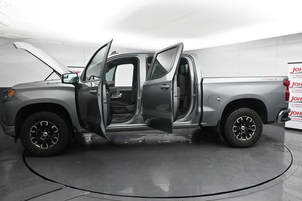 2025 Chevrolet Silverado 1500 LT LT1