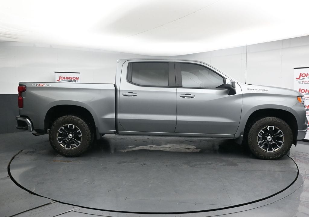 2025 Chevrolet Silverado 1500 LT LT1
