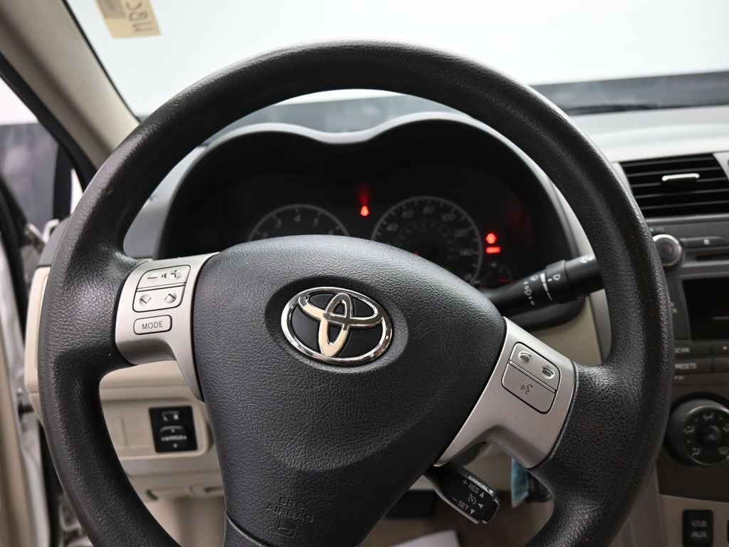 2011 Toyota Corolla LE