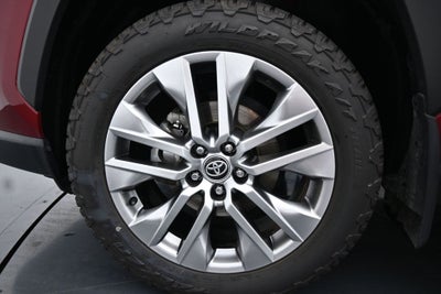 2023 Toyota RAV4 XLE Premium