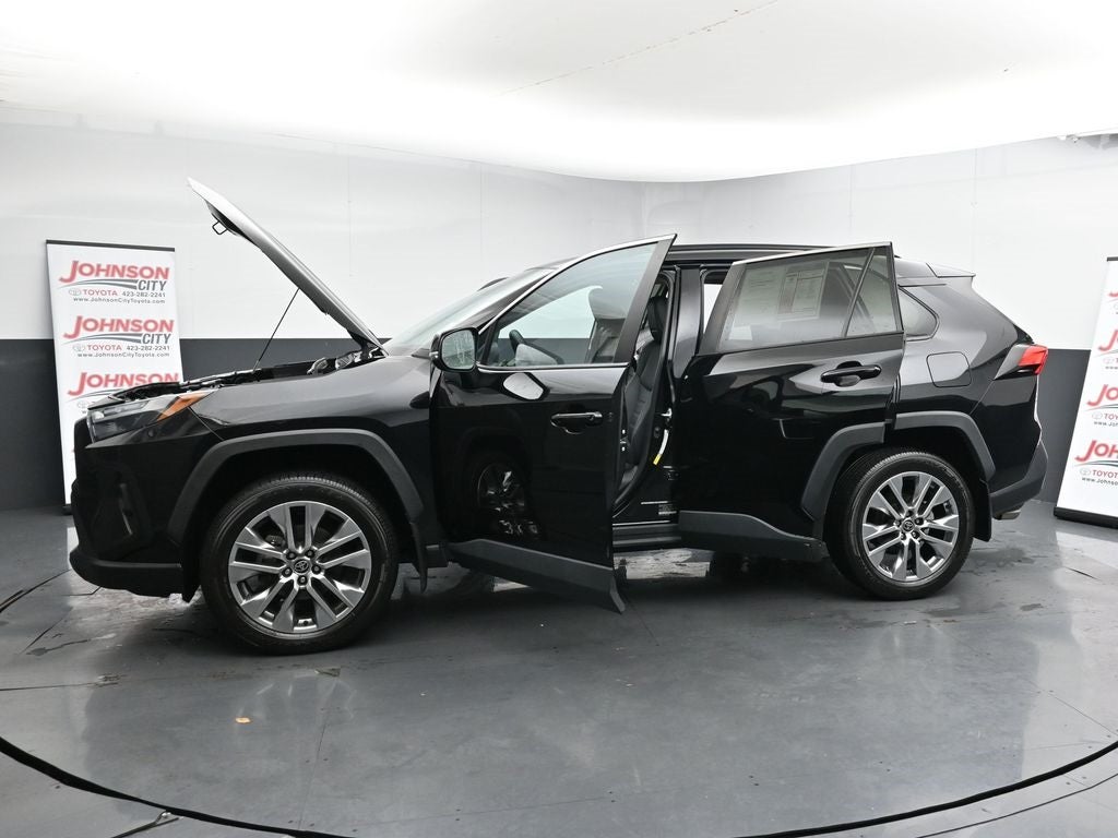 2023 Toyota RAV4 XLE Premium