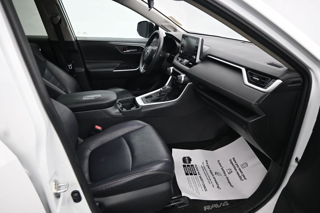 2019 Toyota RAV4 XLE Premium