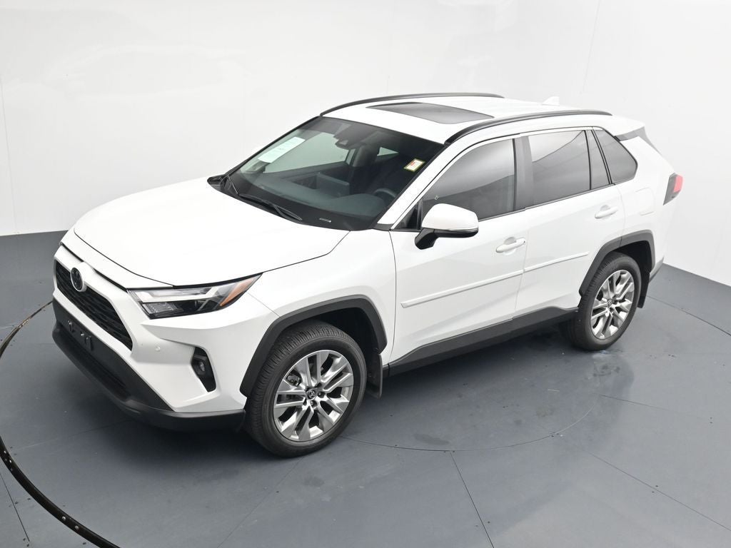 2025 Toyota RAV4 XLE Premium