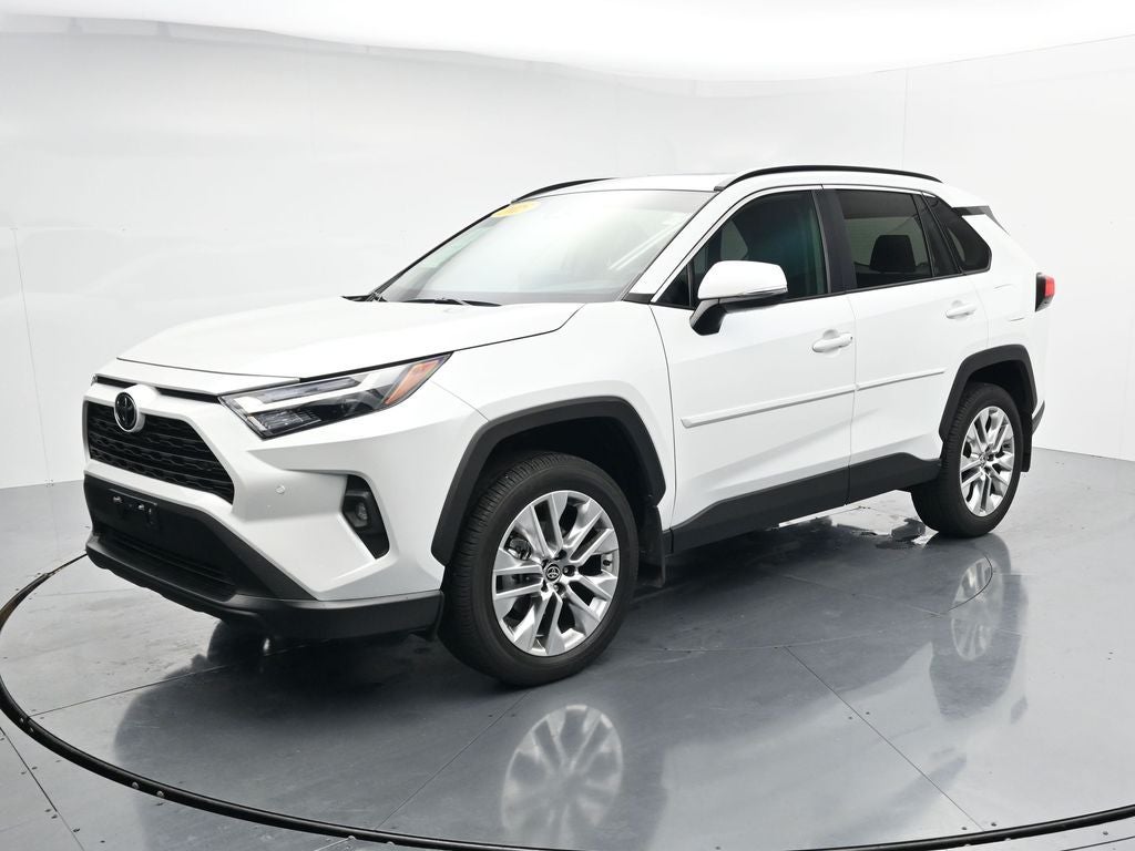 2025 Toyota RAV4 XLE Premium