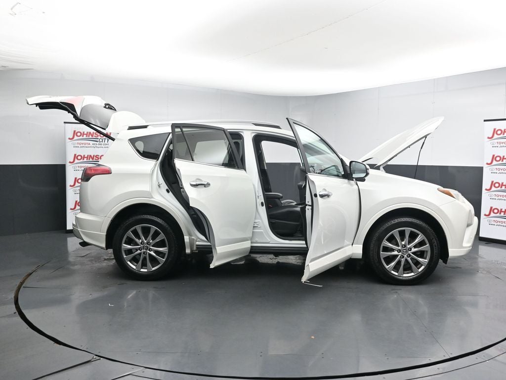 2017 Toyota RAV4 Platinum