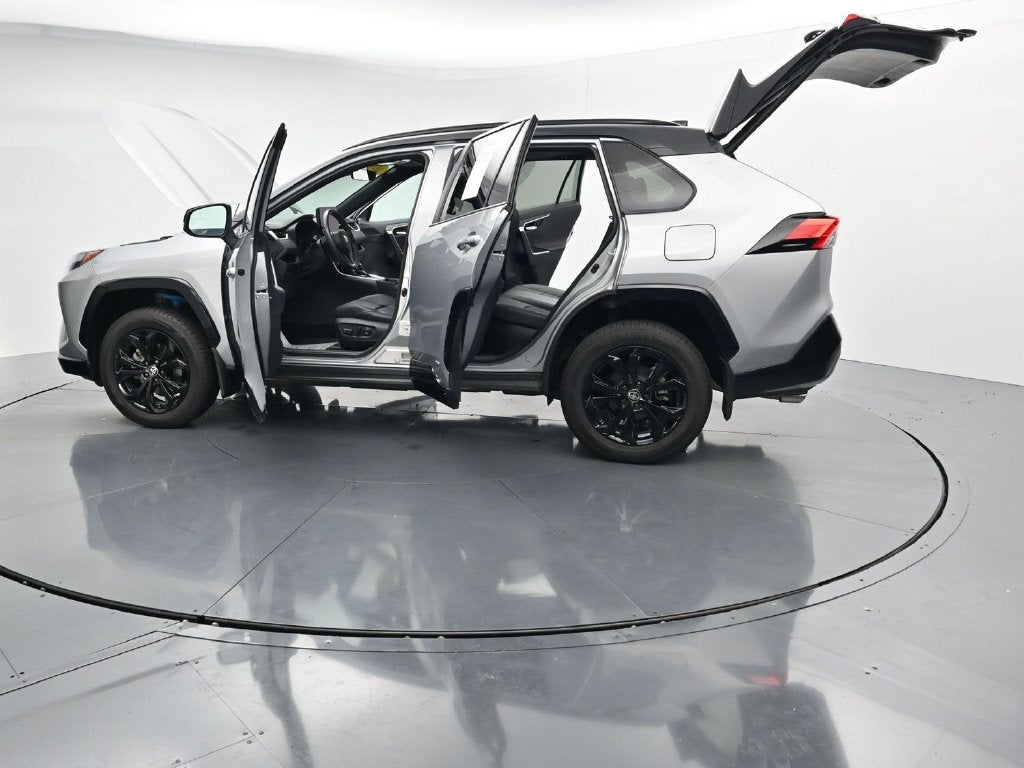 2024 Toyota RAV4 XSE