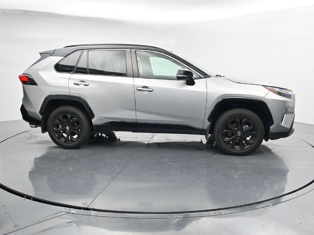 2024 Toyota RAV4 XSE