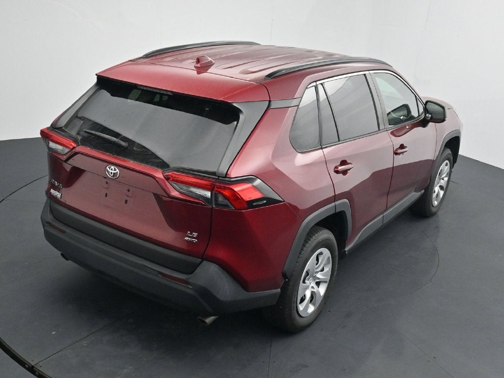 2020 Toyota RAV4 LE