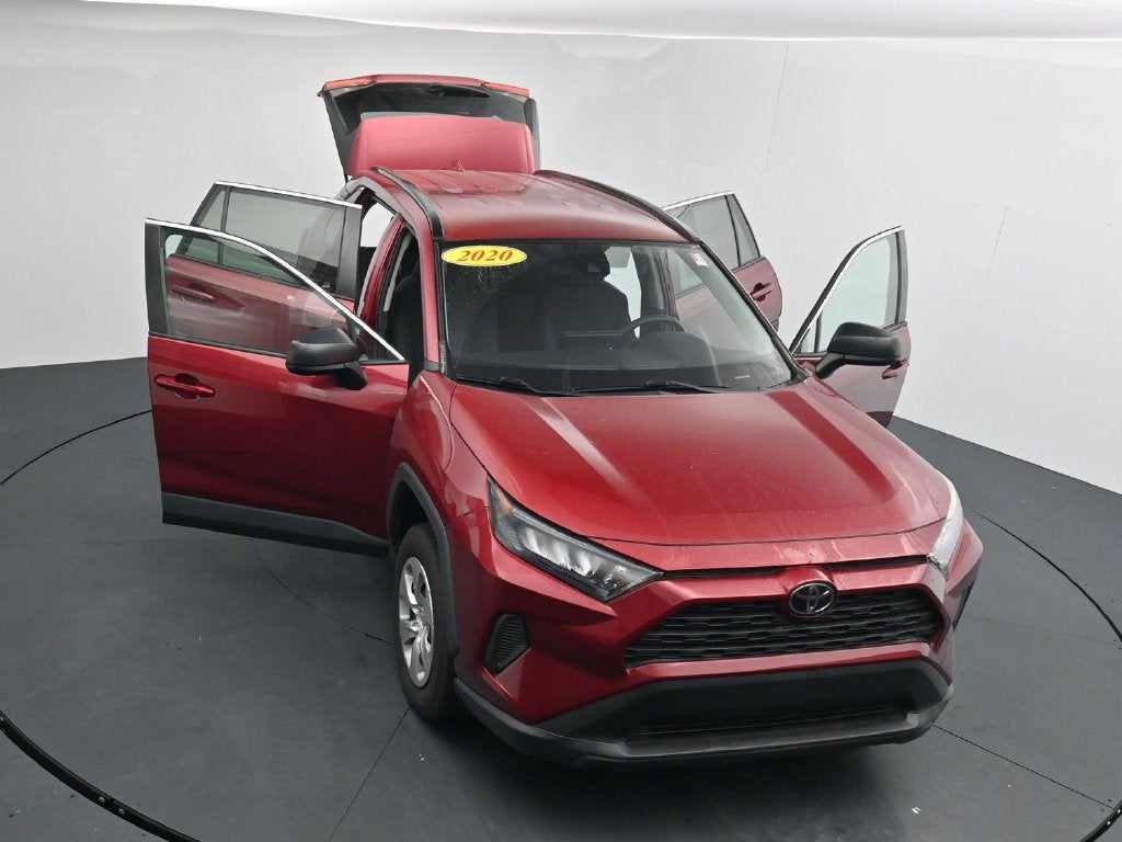 2020 Toyota RAV4 LE