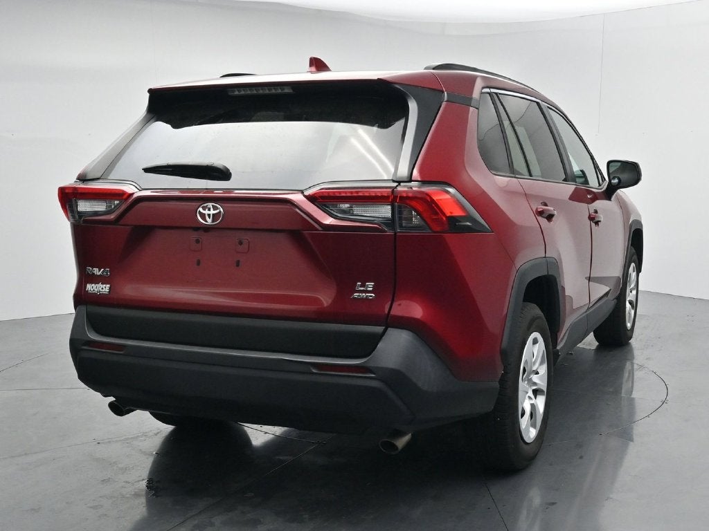 2020 Toyota RAV4 LE