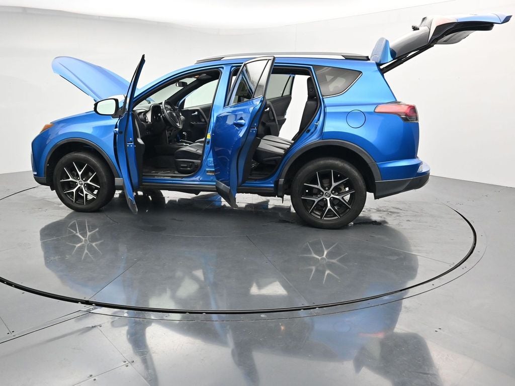 2017 Toyota RAV4 SE