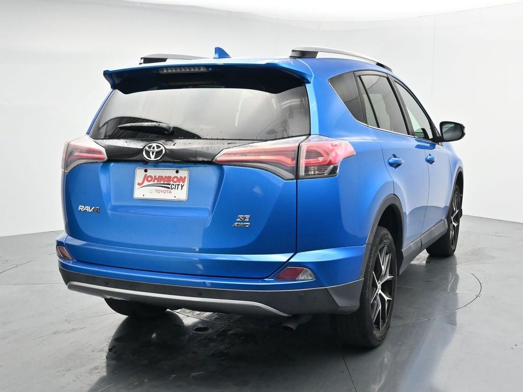 2017 Toyota RAV4 SE